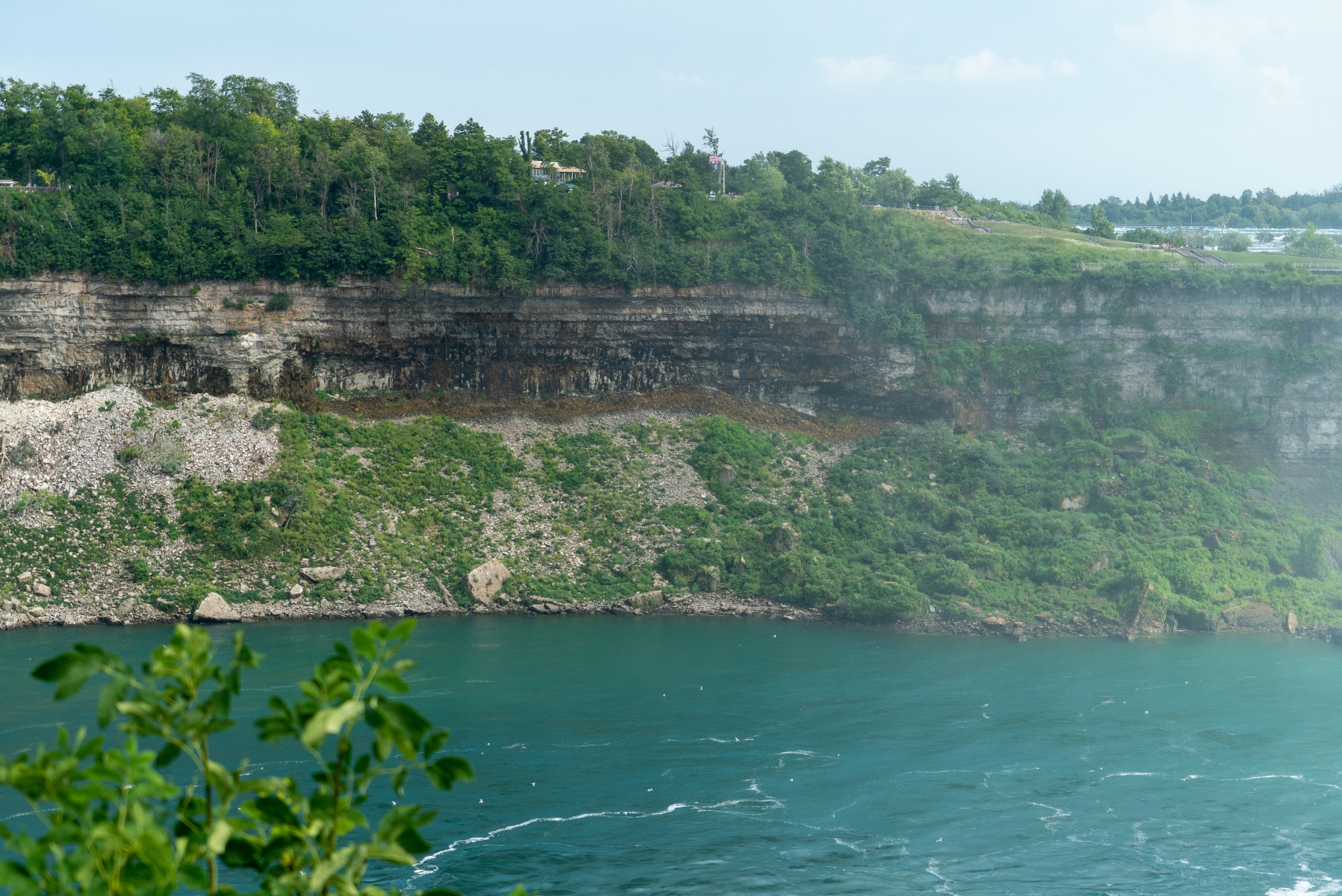 Niagara gorge wall